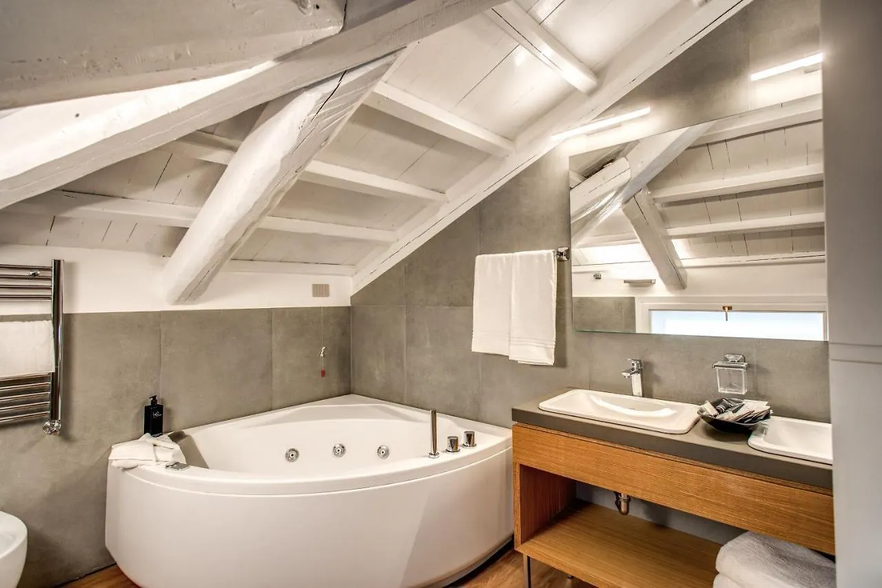 Bed & Breakfast Maison Ripetta Rome